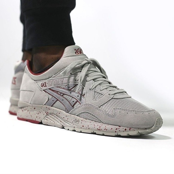 Vintage Deadstock Sonic Sneakers - Picture 1 of 11